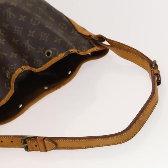 LOUIS VUITTON Monogram Noe Shoulder Bag M42224 - Picture 8 of 16